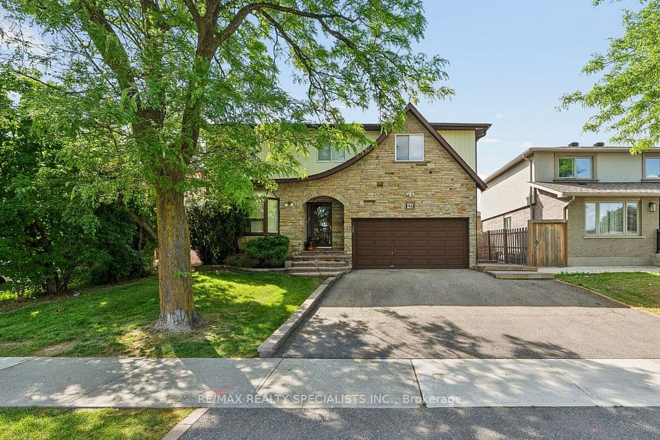 46 Linkdale Road, Brampton, ON L6V 2Y6 – main photo