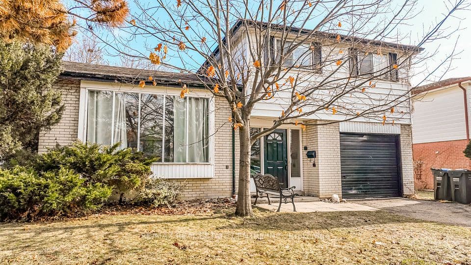 28 Cavendish Crescent, Brampton, ON L6T 1Z4 – photo 3