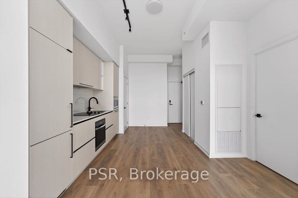 10 Graphophone Grove 1801, Toronto, ON M6H 0E5 – photo 2