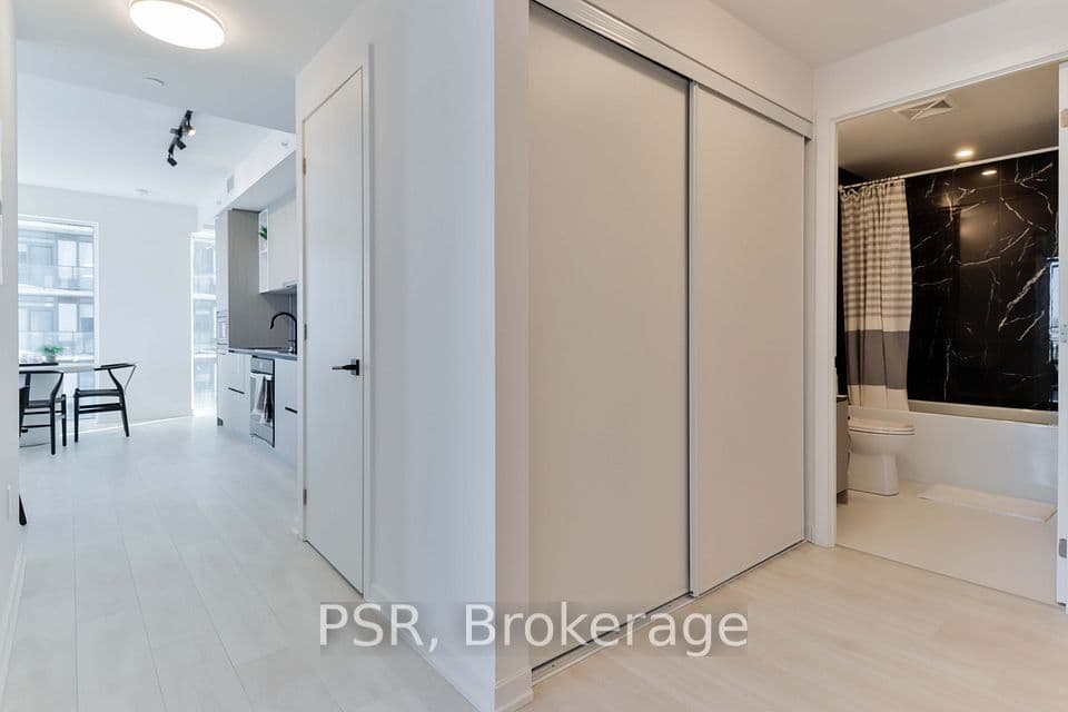 1285 Dupont Street 1510, Toronto, ON M6H 0E3 – photo 3