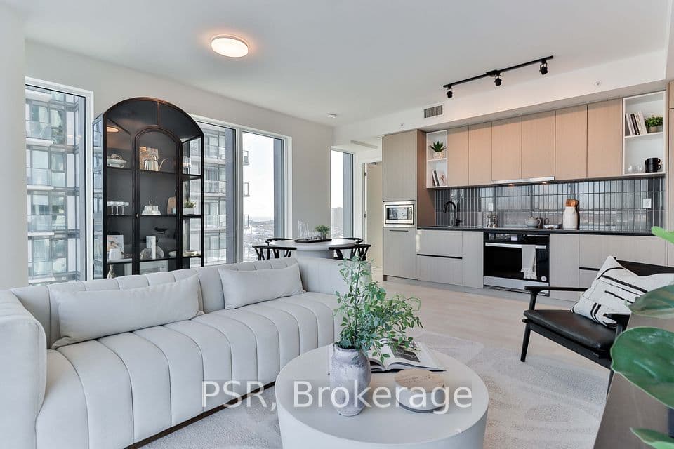 1285 Dupont Street 1510, Toronto, ON M6H 0E3 – main photo