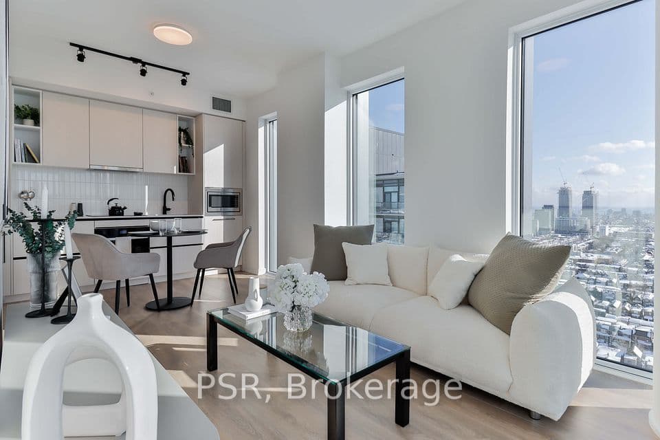 1285 Dupont Street 2402, Toronto, ON M6H 0E3 – main photo