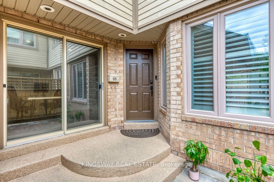 1725 THE CHASE Road 66, Mississauga, ON L5M 4N3 – photo 3