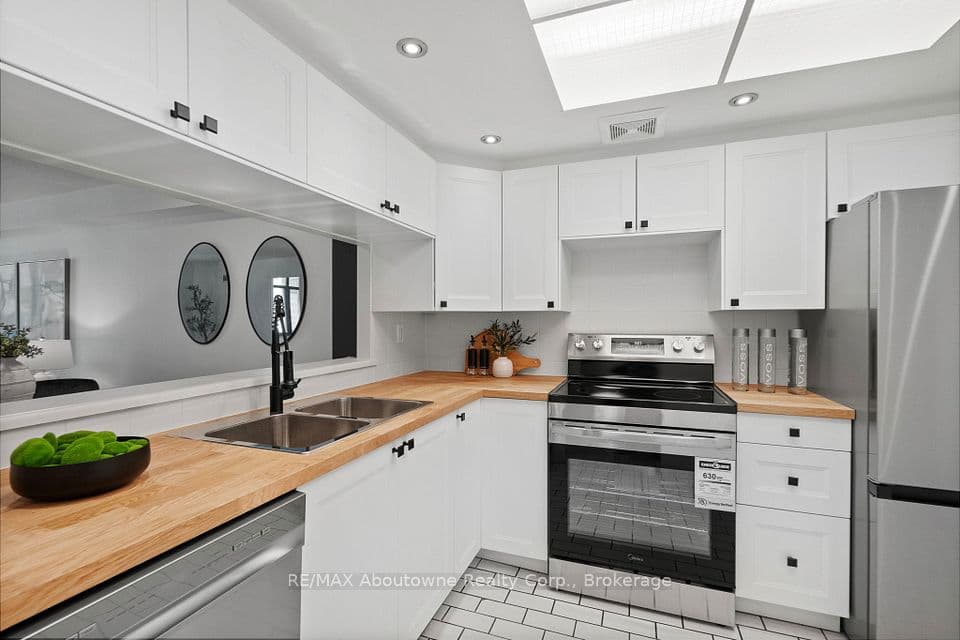 300 Webb Drive 1108, Mississauga, ON L5B 3W3 – photo 2