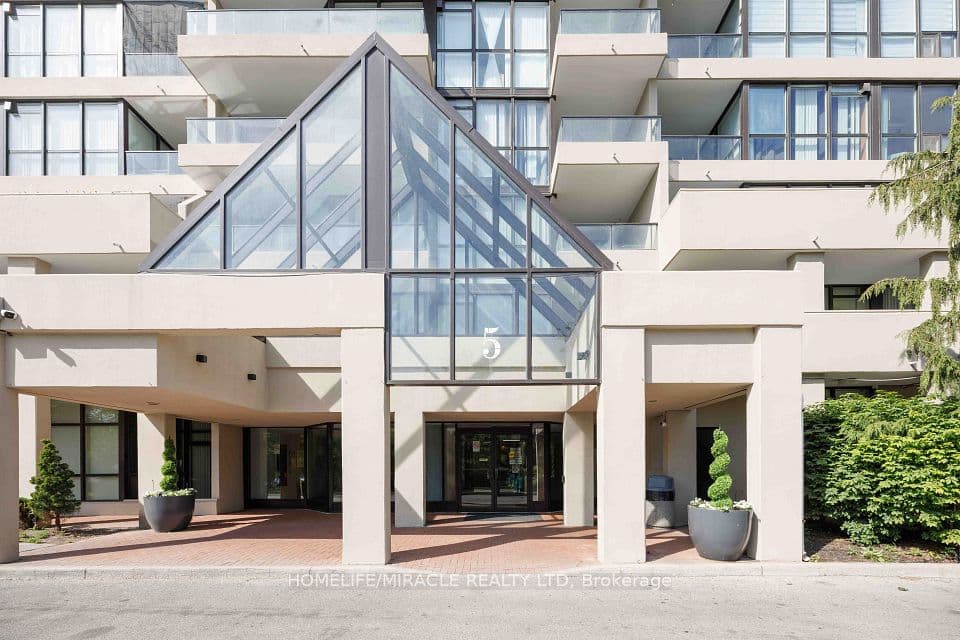 5 Rowntree Road 405, Toronto, ON M9V 5G9 – photo 2