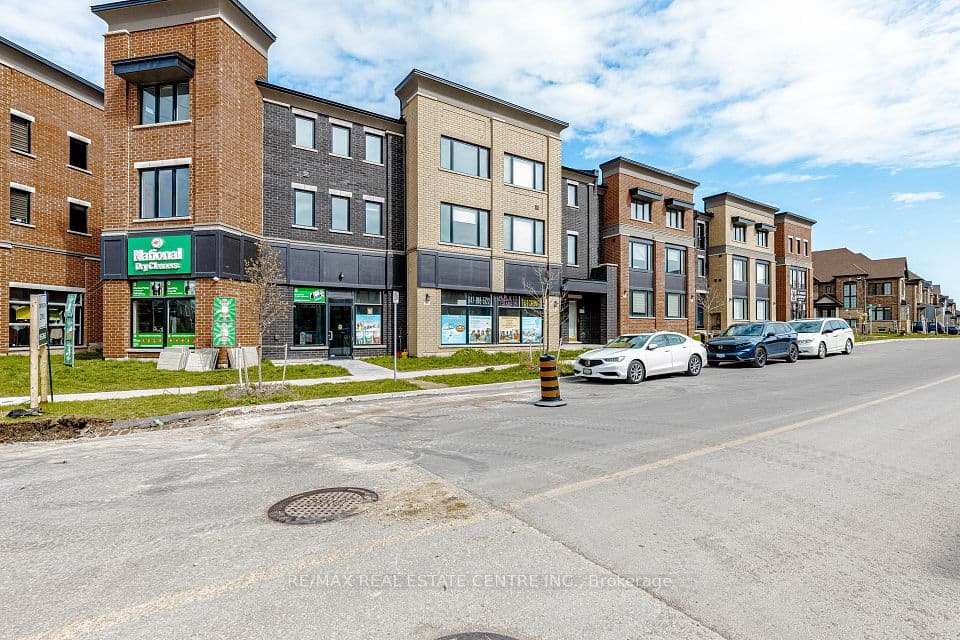 3 Marvin Avenue, Oakville, ON L6H 0Z6 – main photo