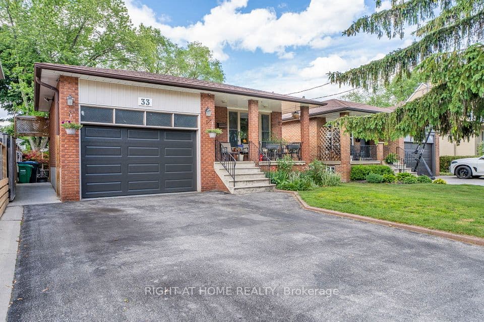 33 Benson Avenue, Mississauga, ON L5H 2P3 – photo 2
