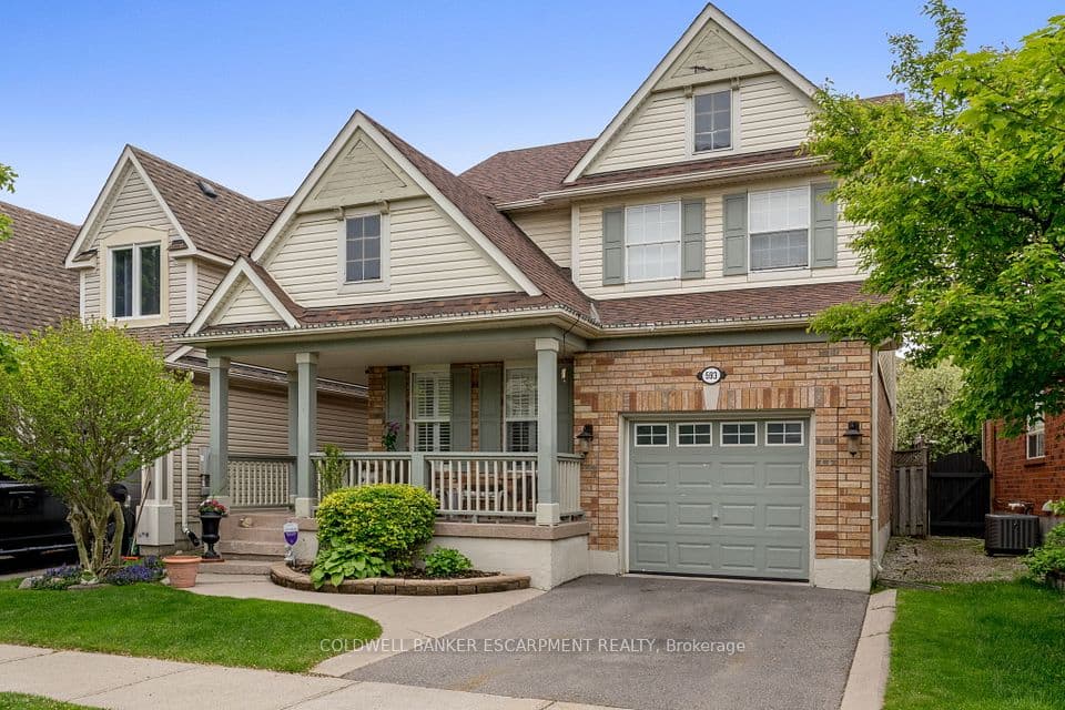 593 Caverhill Crescent, Milton, ON L9T 5K1 – main photo
