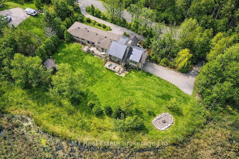 13569 Dublin Line, Halton Hills, ON L7J 2L7 – main photo