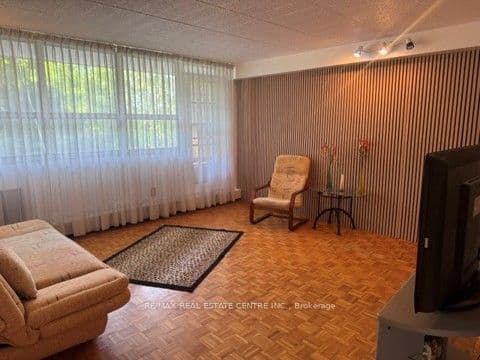 3625 Lake Shore Boulevard W 407, Toronto, ON M8W 4W2 – photo 3