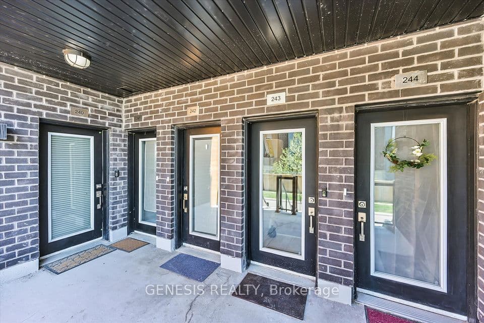 1145 E Journeyman Lane E 243, Mississauga, ON L5J 0B5 – photo 3