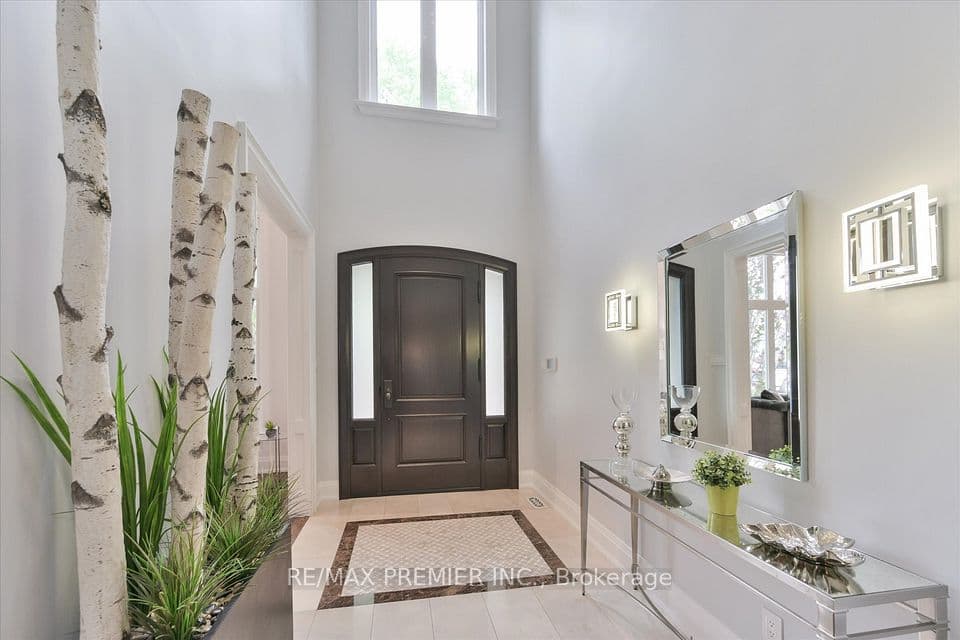 3 Cowley Avenue, Toronto, ON M9B 2C9 – photo 3