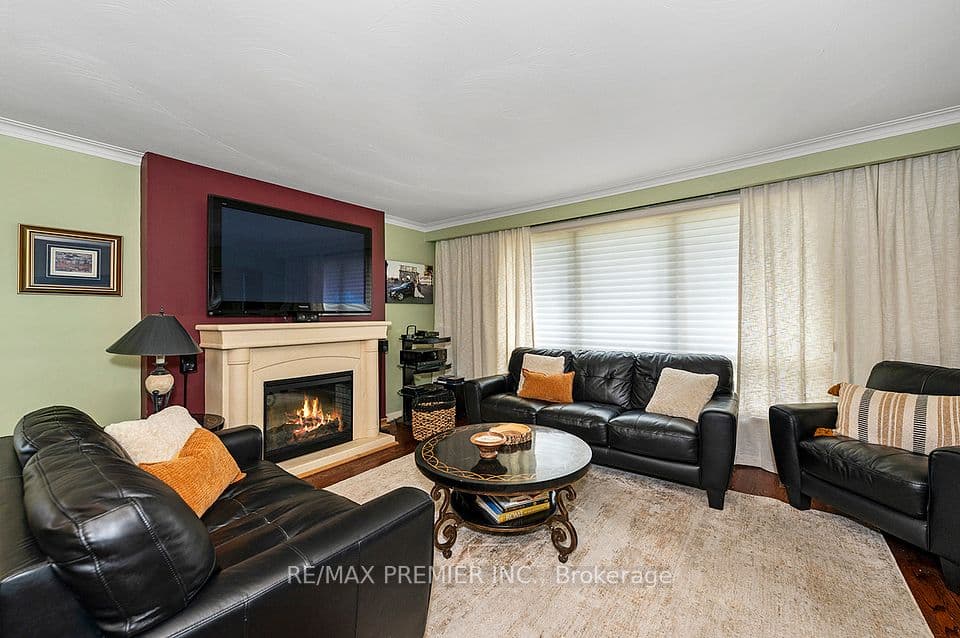 2894 Weston Road, Toronto, ON M9M 2S5 – photo 3