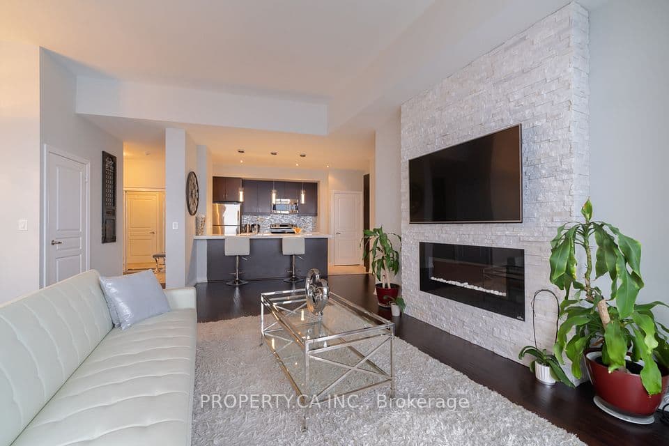 223 Webb Drive PH3504, Mississauga, ON L5B 0E8 – photo 3