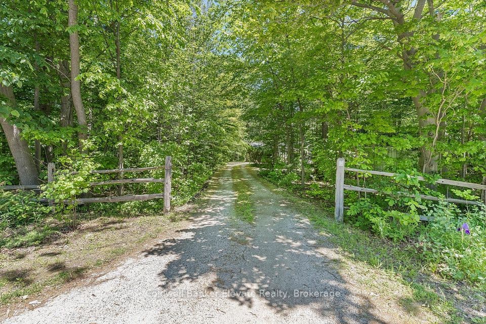 9761 Eighth Line, Halton Hills, ON L7G 4S5 – photo 2