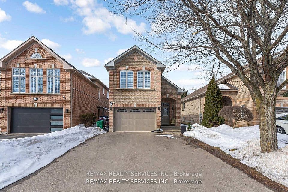 50 Sunny Glen Crescent, Brampton, ON L7A 2C6 – photo 2