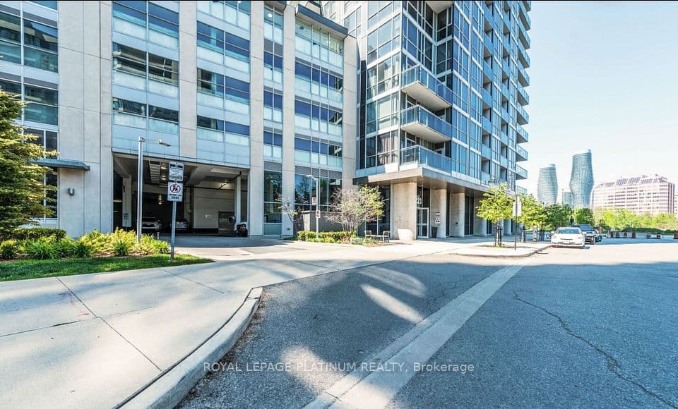 223 Webb Drive 1202, Mississauga, ON L5B 0E8 – photo 2