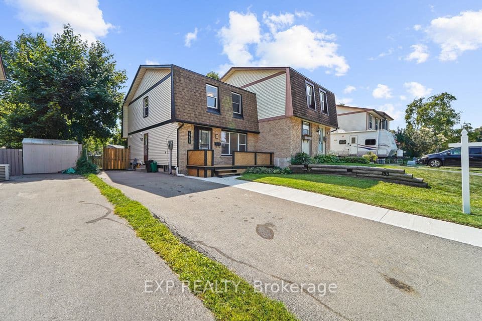 2258 Manchester Drive, Burlington, ON L7P 3W2 – photo 2