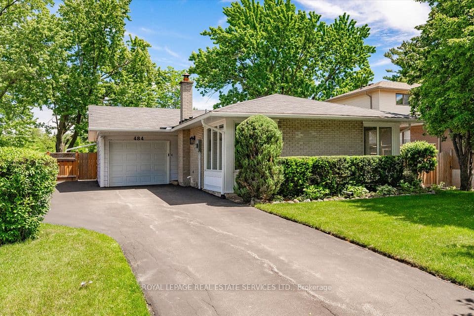 484 Grand Boulevard, Oakville, ON L6H 1P3 – photo 3