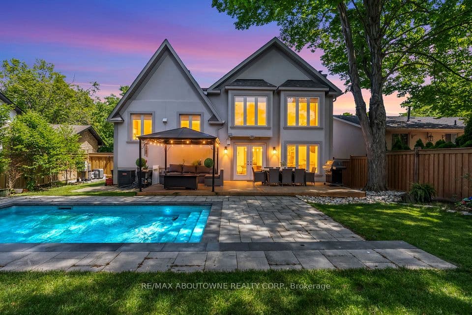 428 Brookmill Road, Oakville, ON L6J 5K5 – main photo
