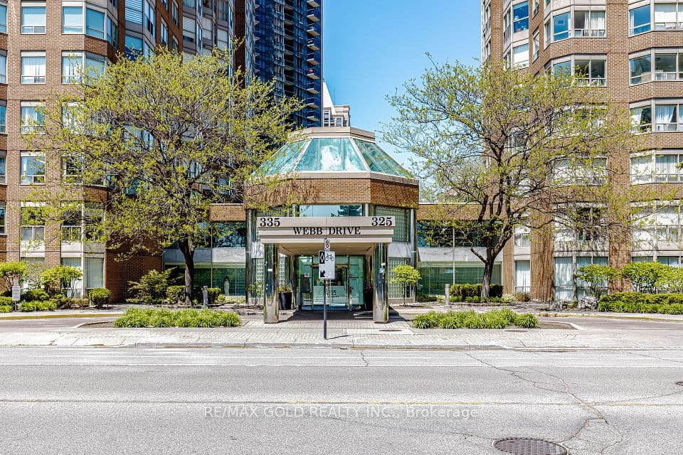 325 Webb Drive PH 201, Mississauga, ON L5B 3Z9 – photo 2