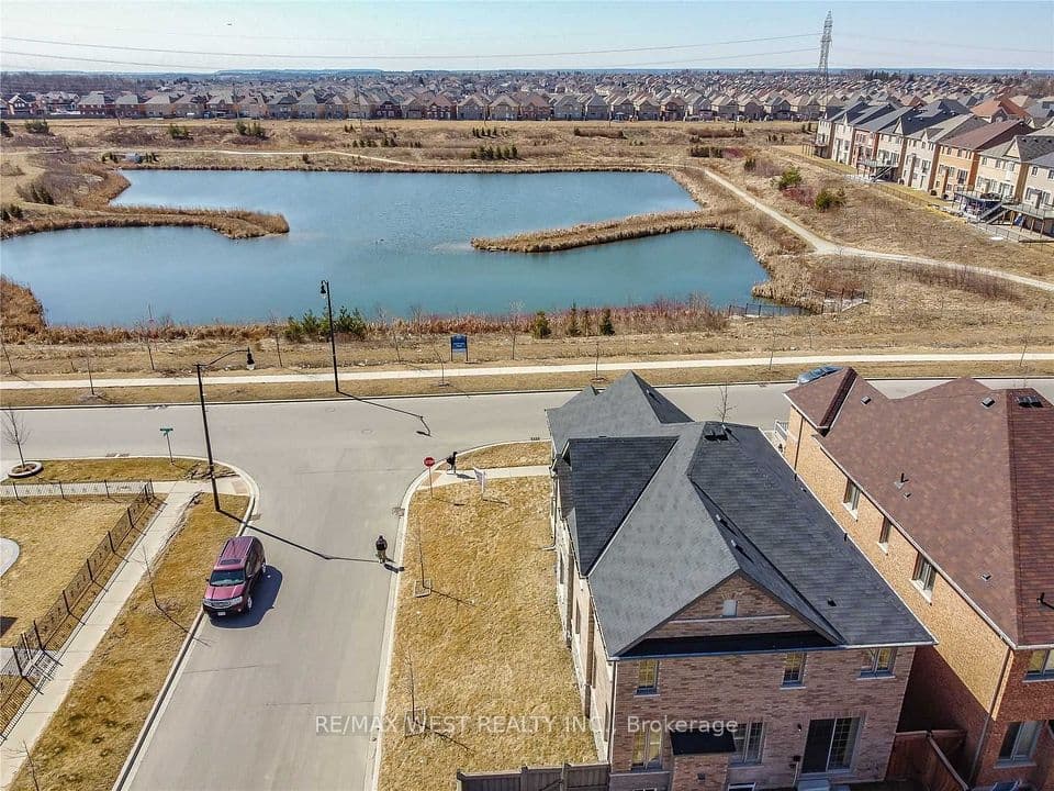 13 Parity Road, Brampton, ON L6X 0E6 – photo 2
