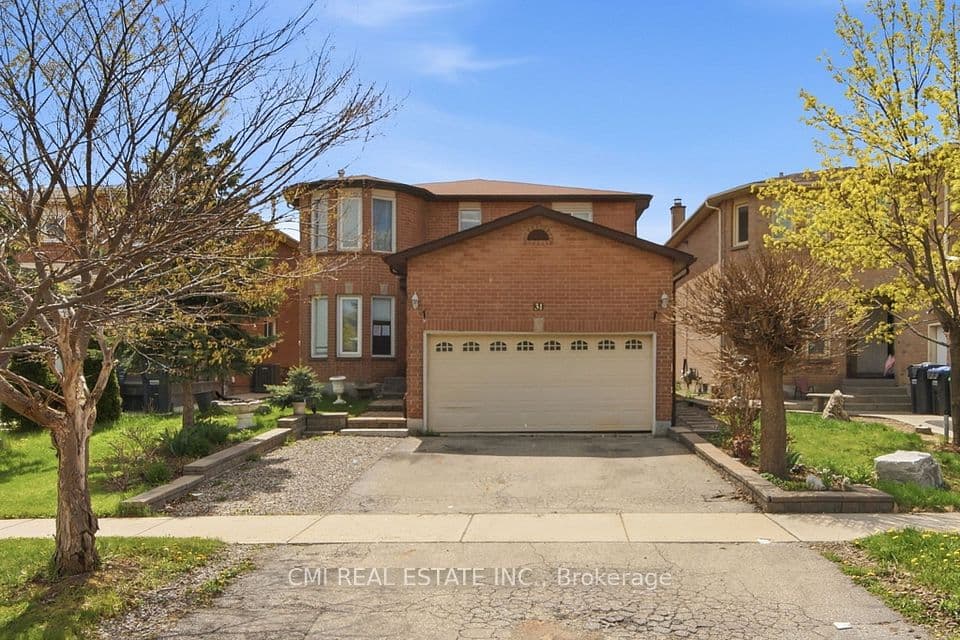 31 Castlehill Road, Brampton, ON L6X 4E3 – photo 2