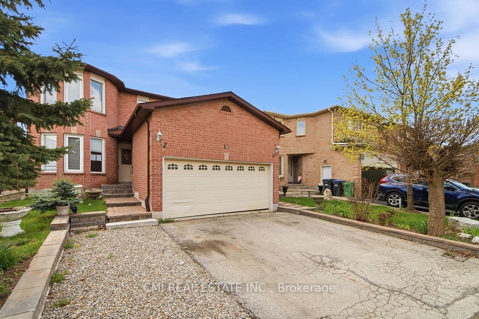 31 Castlehill Road, Brampton, ON L6X 4E3 – photo 3