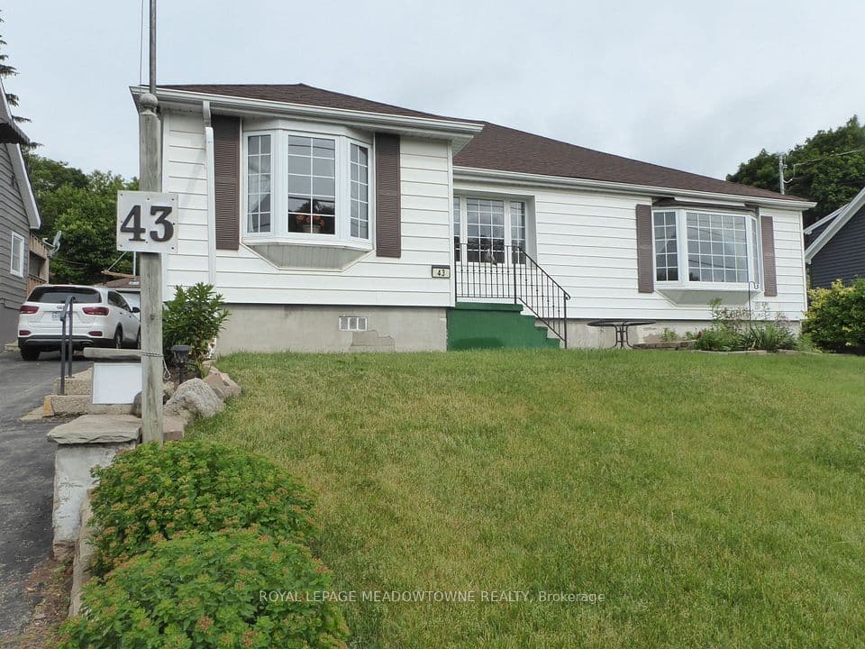43 Cobblehill Road, Halton Hills, ON L7J 1P1 – main photo
