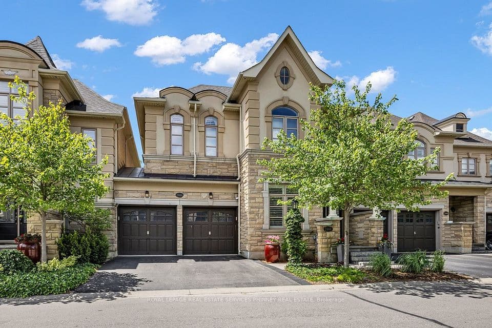 2444 Chateau Common, Oakville, ON L6M 0S1 – main photo