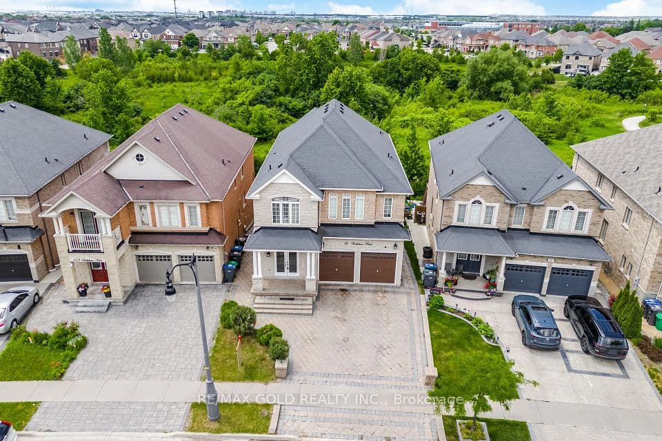 155 Bellchase Trail, Brampton, ON L6P 3N2 – main photo