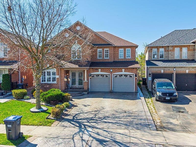 61 Woodvalley Drive, Brampton, ON L7A 1Z3 – main photo