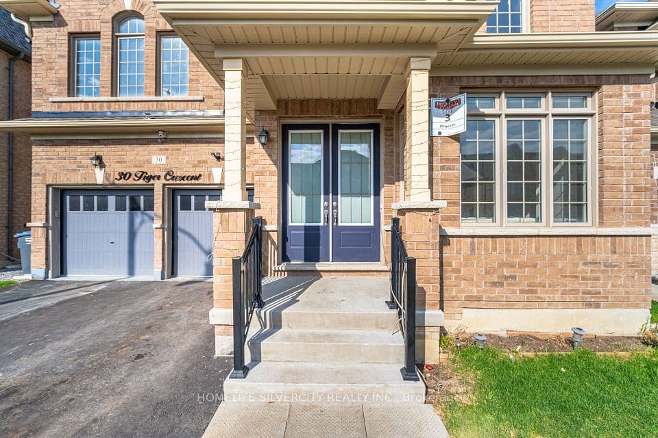 30 Tiger Crescent, Brampton, ON L6R 4C1 – photo 2