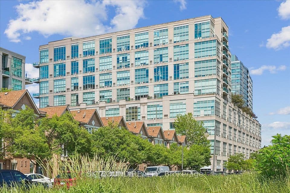 300 Manitoba Street 302, Toronto, ON M8Y 4G6 – main photo