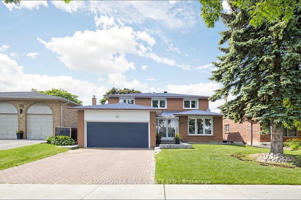 317 Paisley Boulevard W, Mississauga, ON L5B 2S7 – main photo