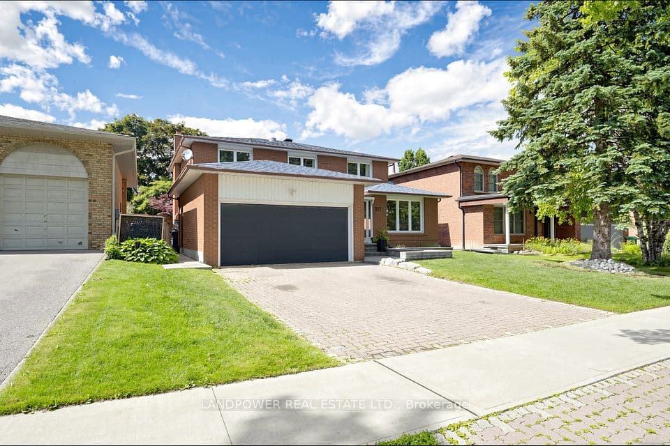 317 Paisley Boulevard W, Mississauga, ON L5B 2S7 – photo 2
