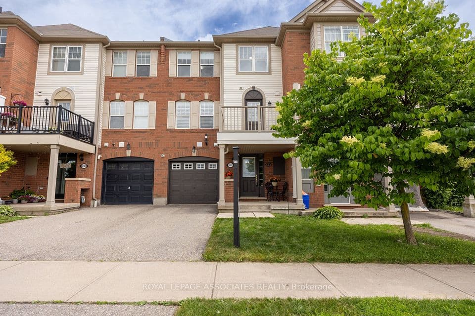 3123 Stornoway Circle, Oakville, ON L6M 5H9 – photo 2