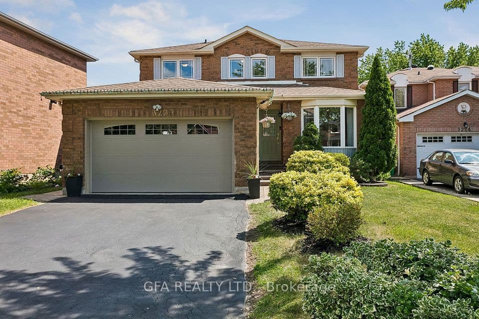3220 Turnstone Crescent, Mississauga, ON L5L 5L4 – main photo