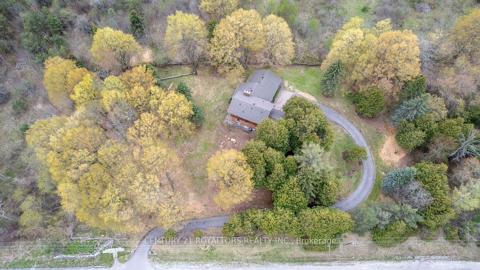 17940 Airport Road, Caledon, ON L7K 2G8 – main photo