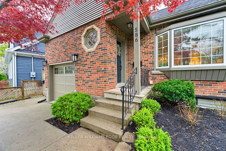 586 Woodland Avenue, Burlington, ON L7R 2S5 – photo 3