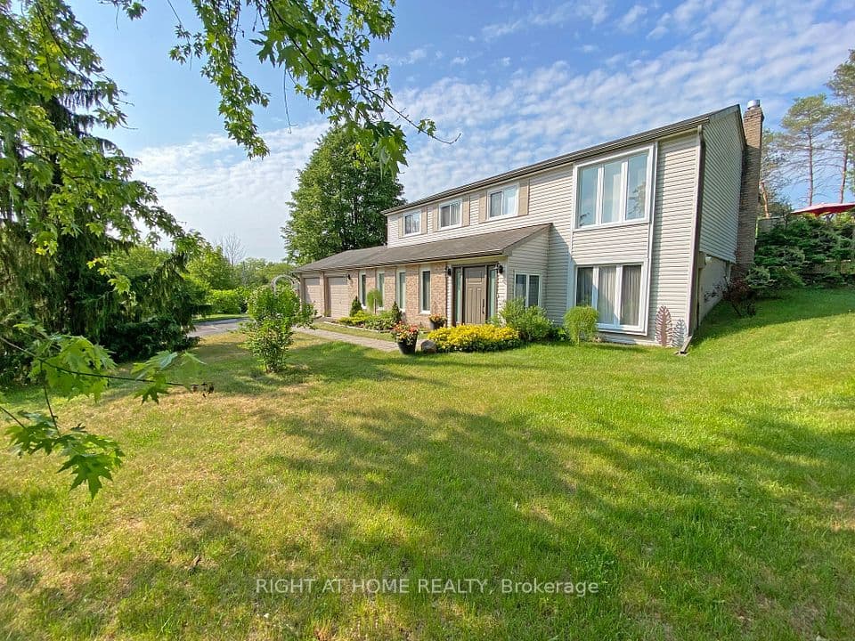 10 Munro Street, Caledon, ON L7E 0L6 – main photo