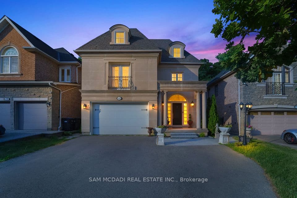 5481 Middleport Crescent, Mississauga, ON L4Z 3V2 – main photo