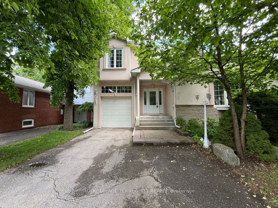 27 Shadwick Drive, Toronto, ON M9R 2V6 – main photo