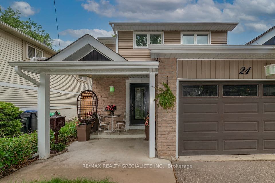 21 Richvale Drive S, Brampton, ON L6Z 1M2 – photo 2