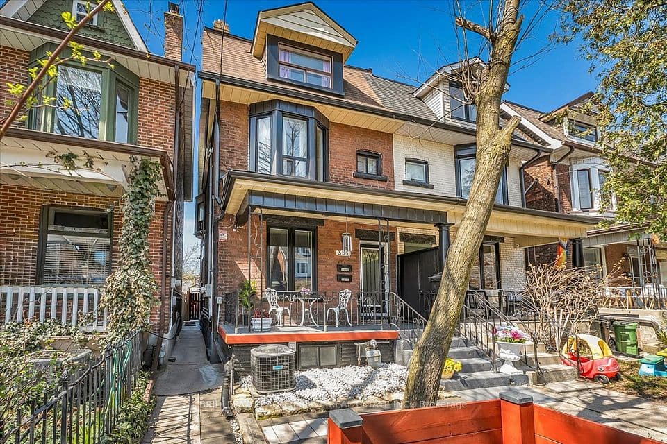 332 Delaware Avenue, Toronto, ON M6H 2T8 – photo 2
