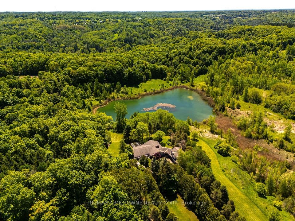 2360 8 Side Road, Burlington, ON L7P 0M7 – photo 2