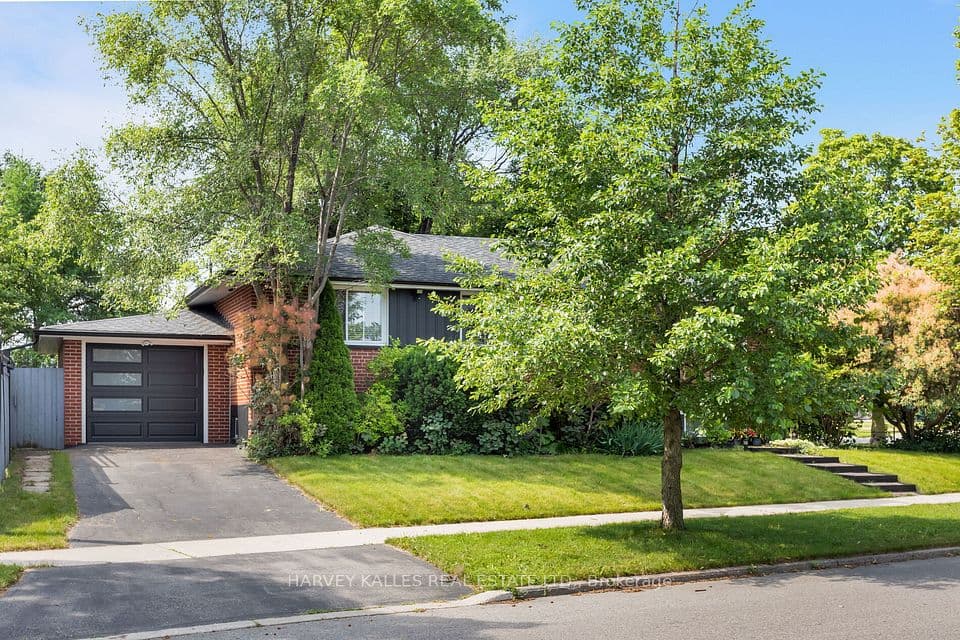 49 Learmont Drive, Toronto, ON M9R 2E9 – main photo