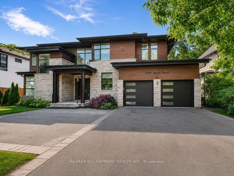 2104 DEVON Road, Oakville, ON L6J 2N2 – photo 2