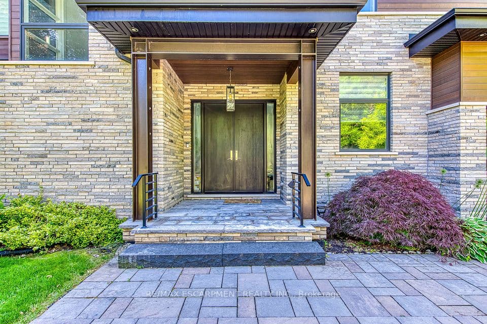 2104 DEVON Road, Oakville, ON L6J 2N2 – photo 3