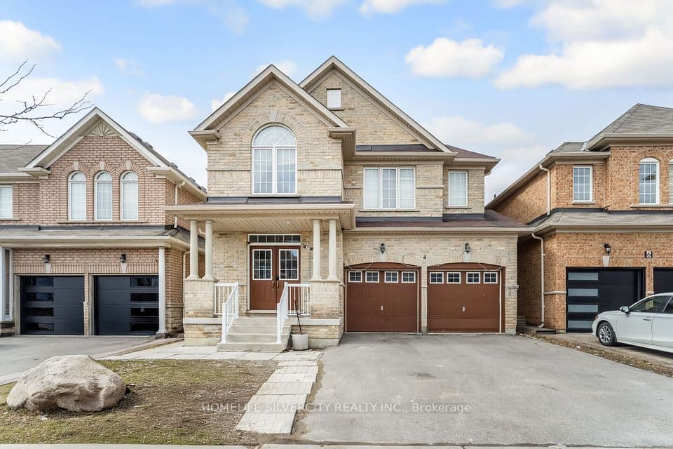 4 Fossil Street, Brampton, ON L6P 3G6 – photo 3